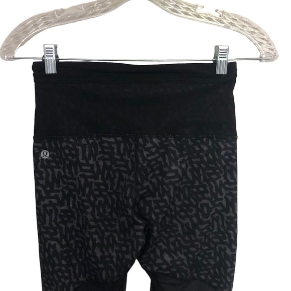 Lululemon Running in The City mesh 7/8 Tight Full Length leggings - Picture 10 of 11